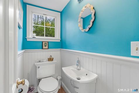 15 Ten Acre Lane West Hartford CT 06107