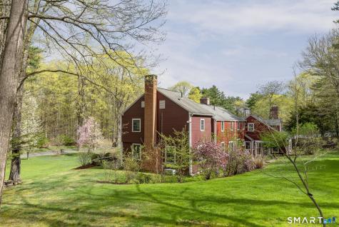 15 Ten Acre Lane West Hartford CT 06107