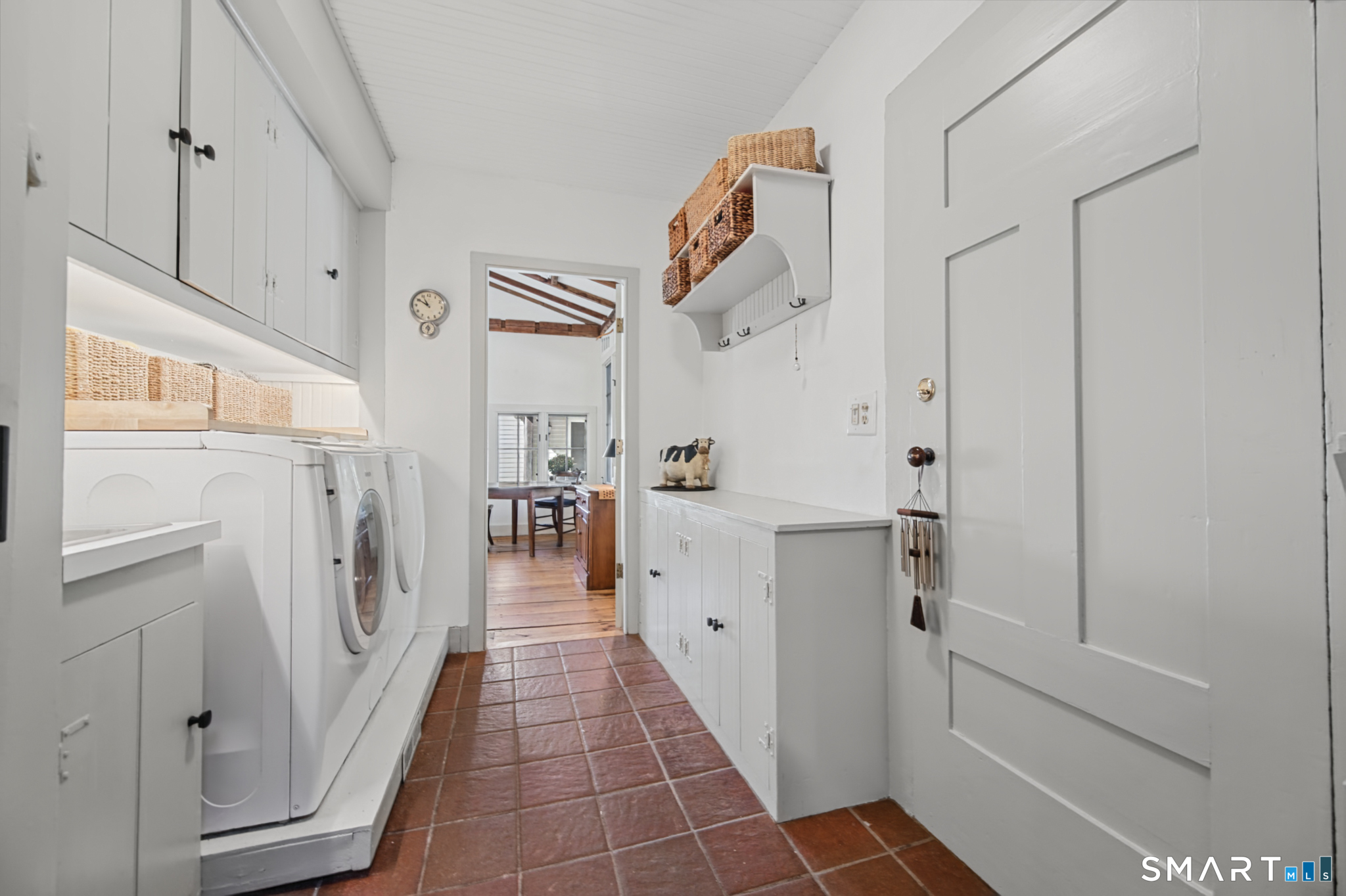 2 Pomperaug Road Woodbury CT 06798