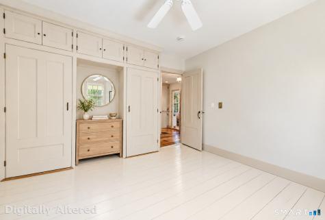 2 Pomperaug Road Woodbury CT 06798