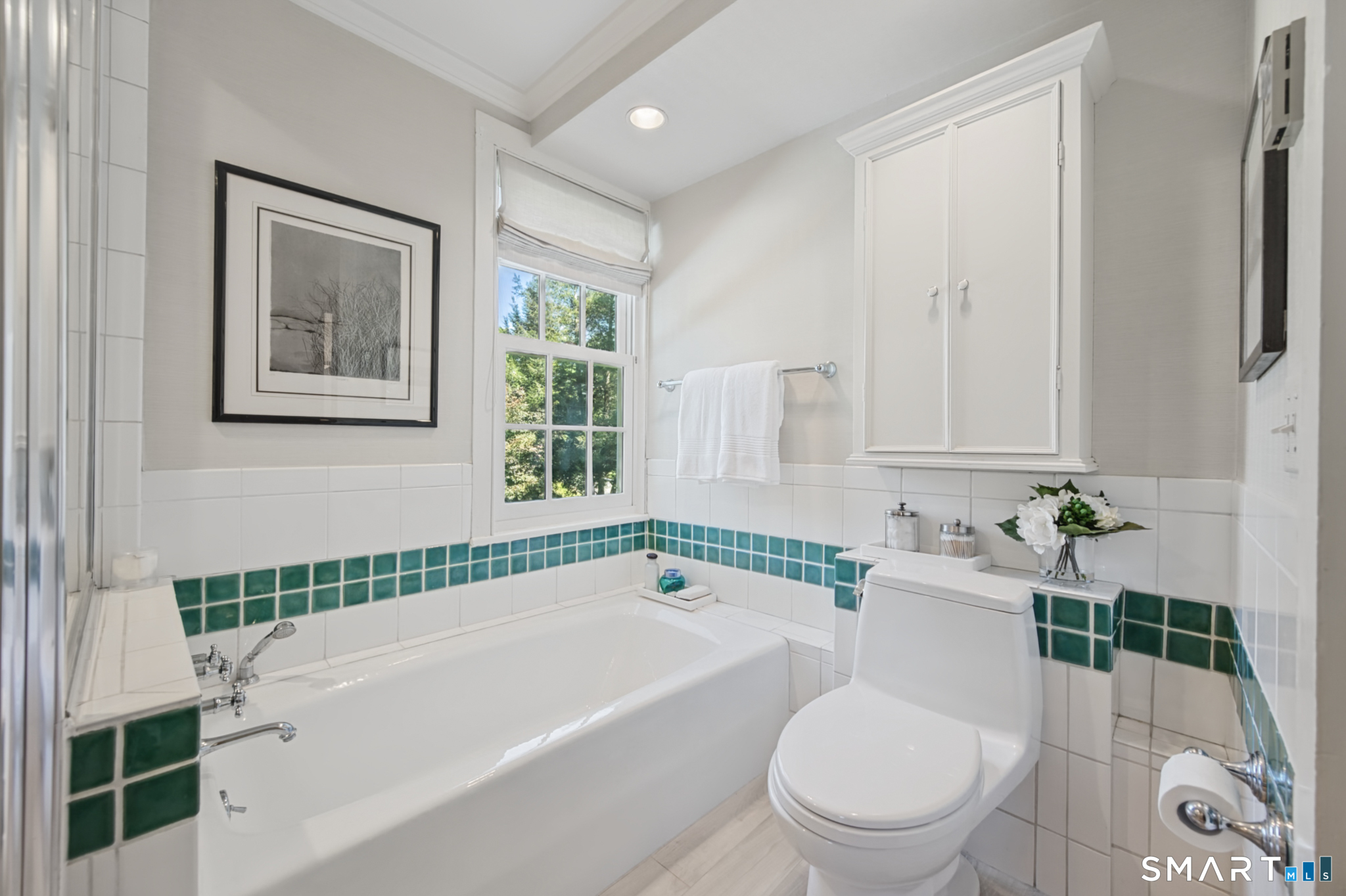 2 Pomperaug Road Woodbury CT 06798