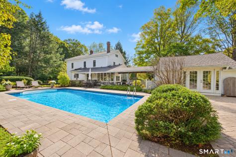 2 Pomperaug Road Woodbury CT 06798
