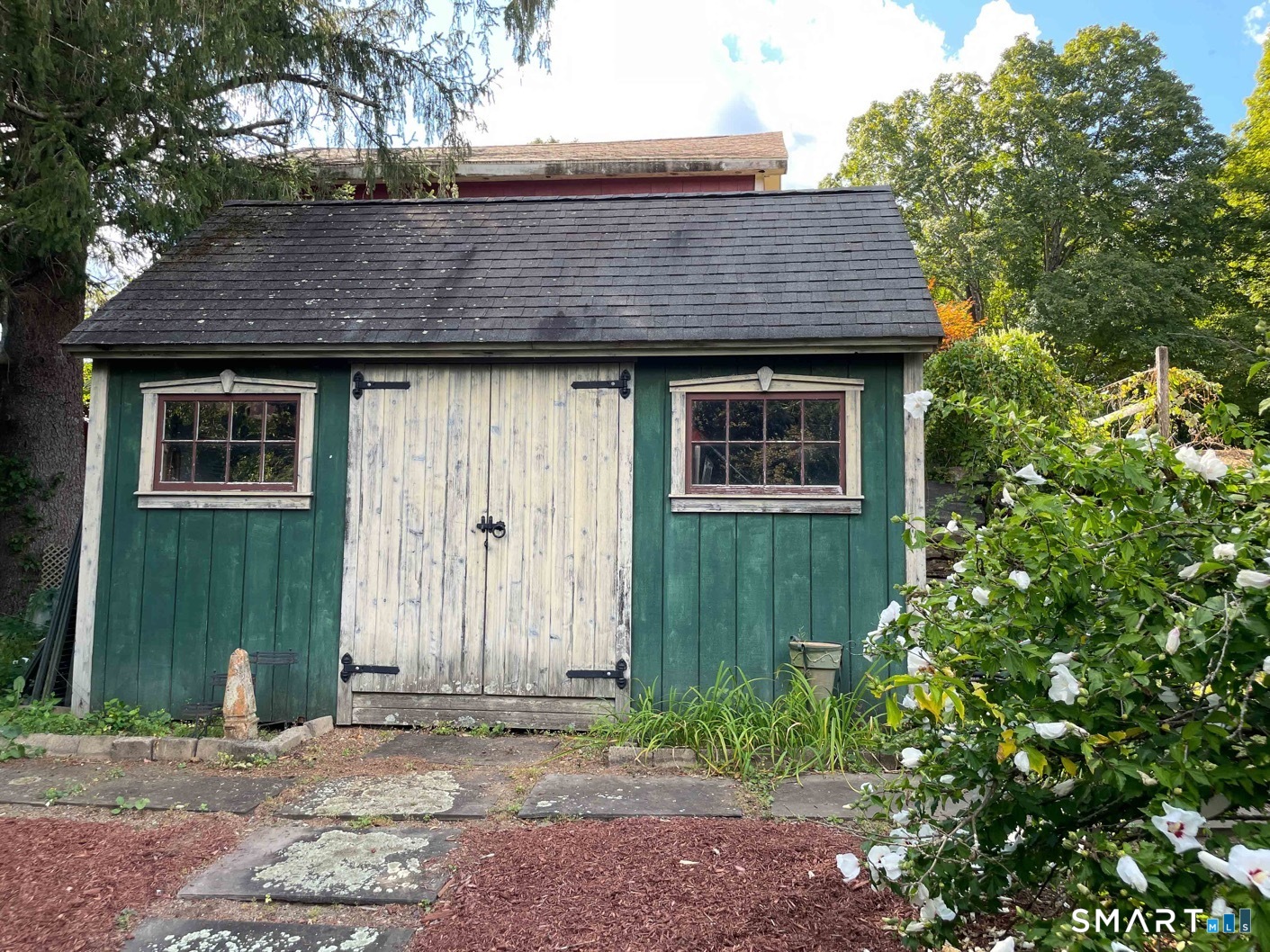 2 Pomperaug Road Woodbury CT 06798