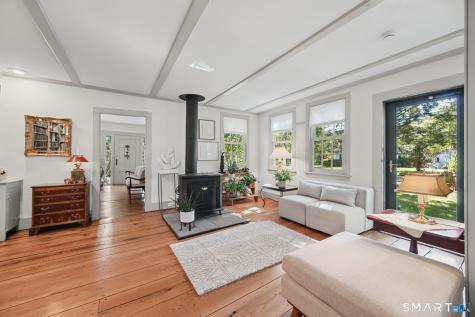 2 Pomperaug Road Woodbury CT 06798