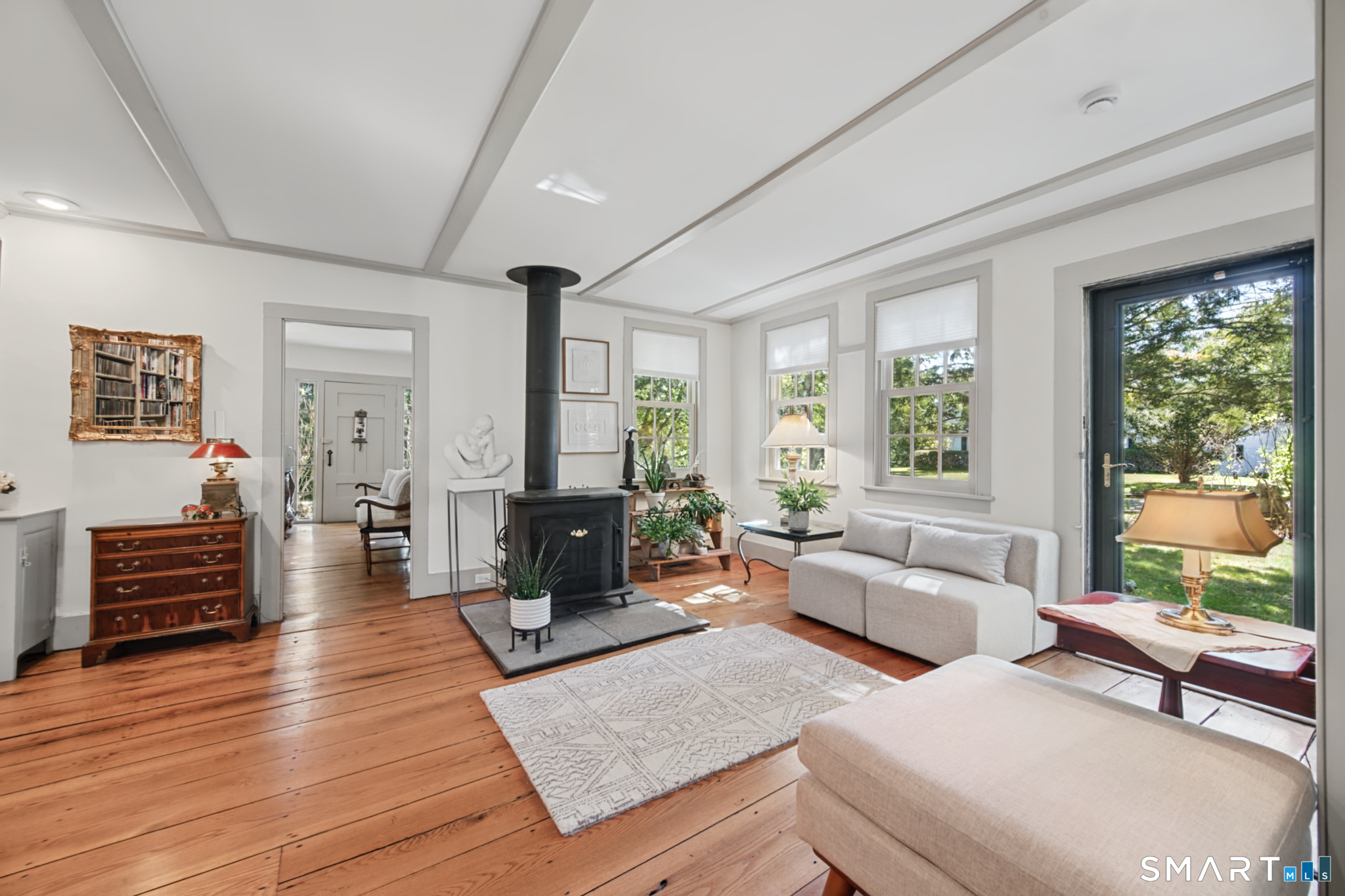 2 Pomperaug Road Woodbury CT 06798