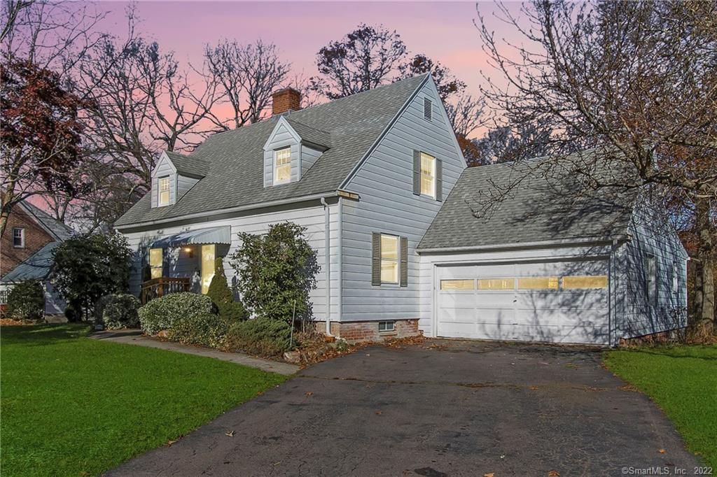 44 Pickwick Road Hamden CT 06517