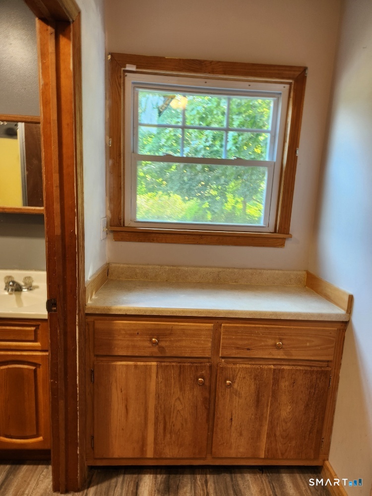 24 Lovers Lane Windham CT 06280