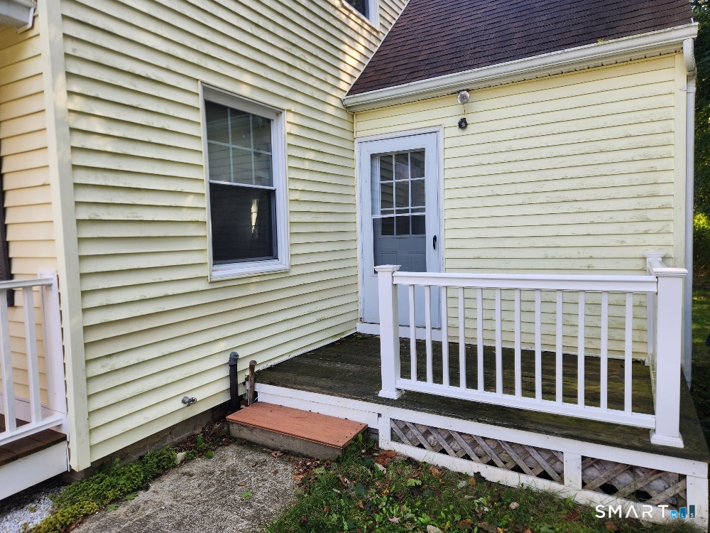 24 Lovers Lane Windham CT 06280