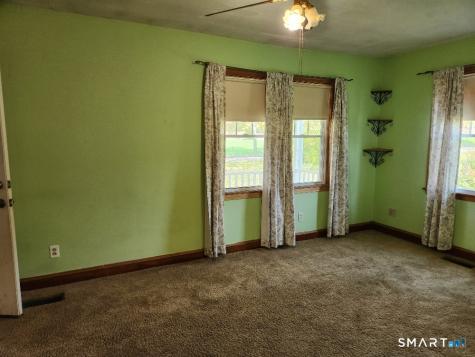 24 Lovers Lane Windham CT 06280