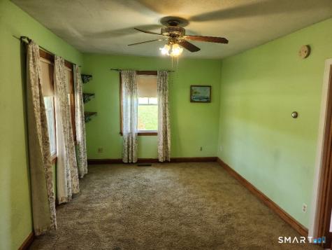 24 Lovers Lane Windham CT 06280
