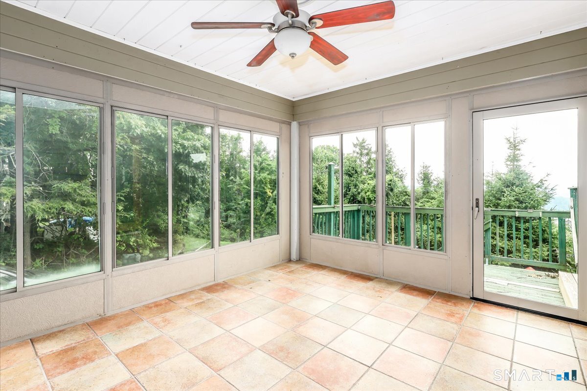 12 Dick Finn Road New Fairfield CT 06812