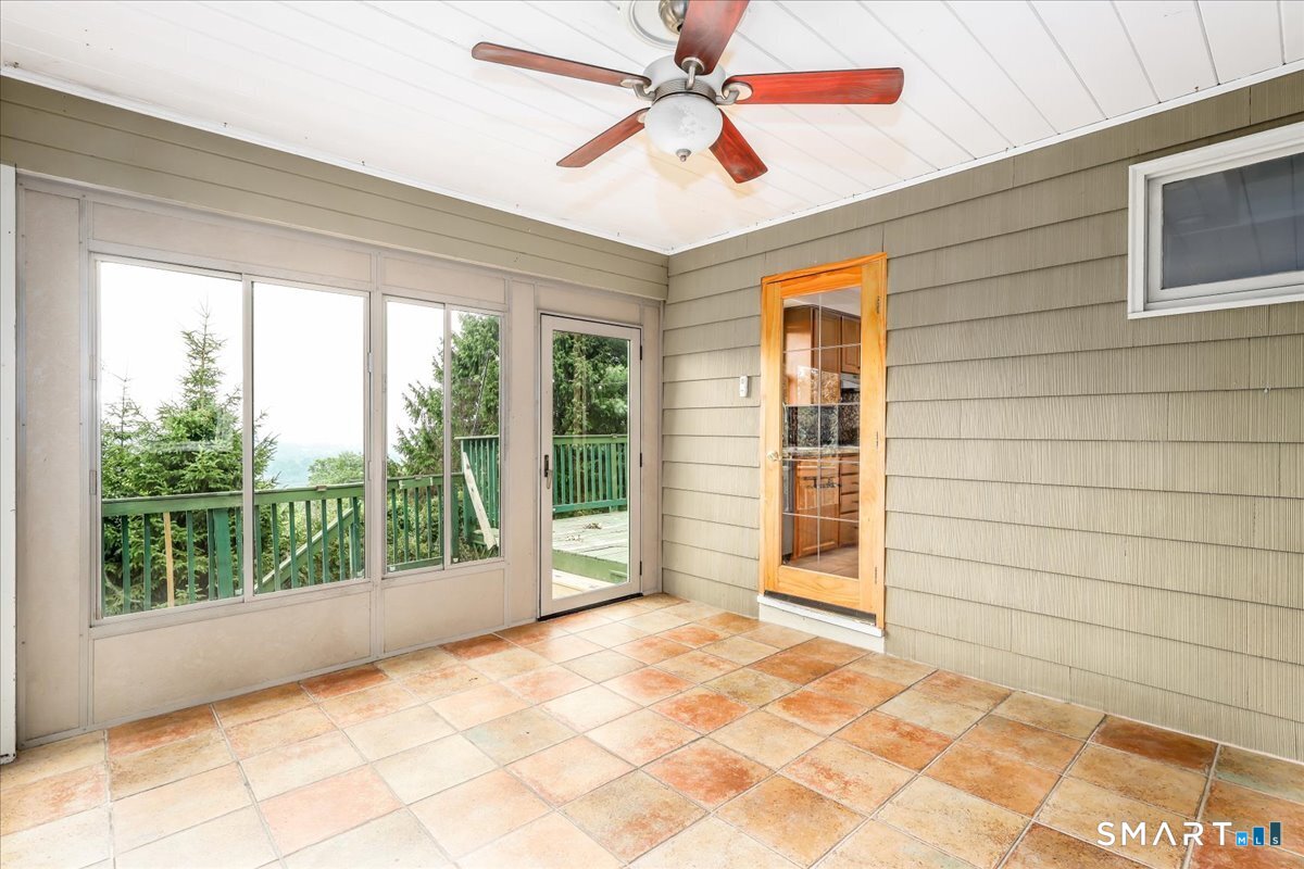12 Dick Finn Road New Fairfield CT 06812
