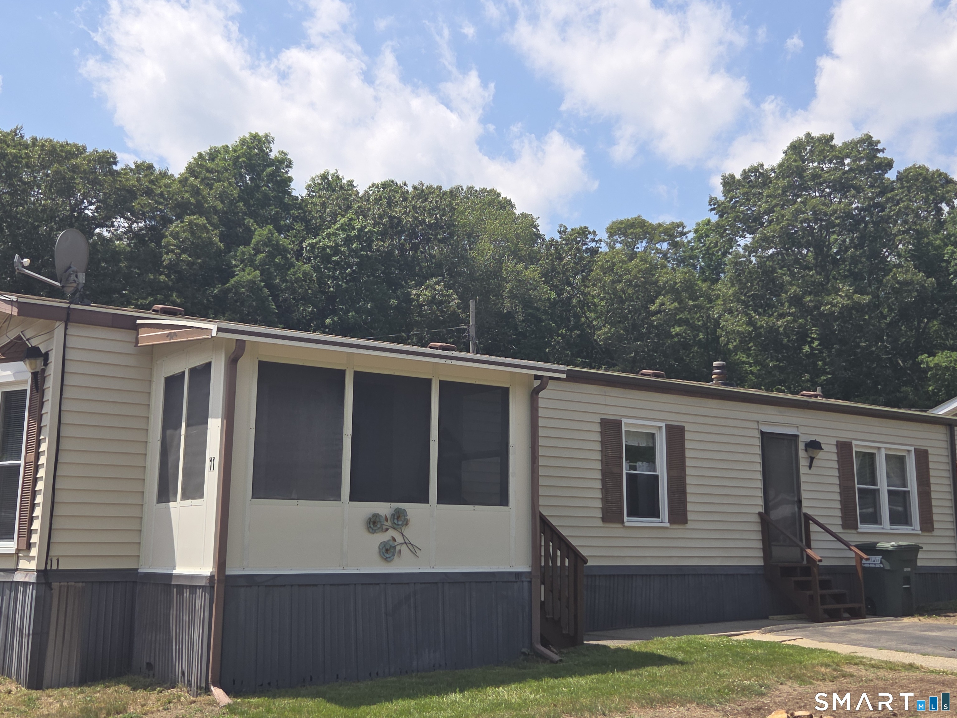 15 Tunnel Hill Court Lisbon CT 06351