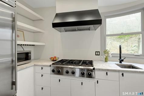22 Hill Farm Road Weston CT 06883