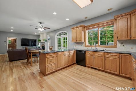 38 Douglas Drive Hamden CT 06518