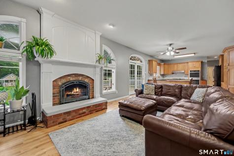 38 Douglas Drive Hamden CT 06518