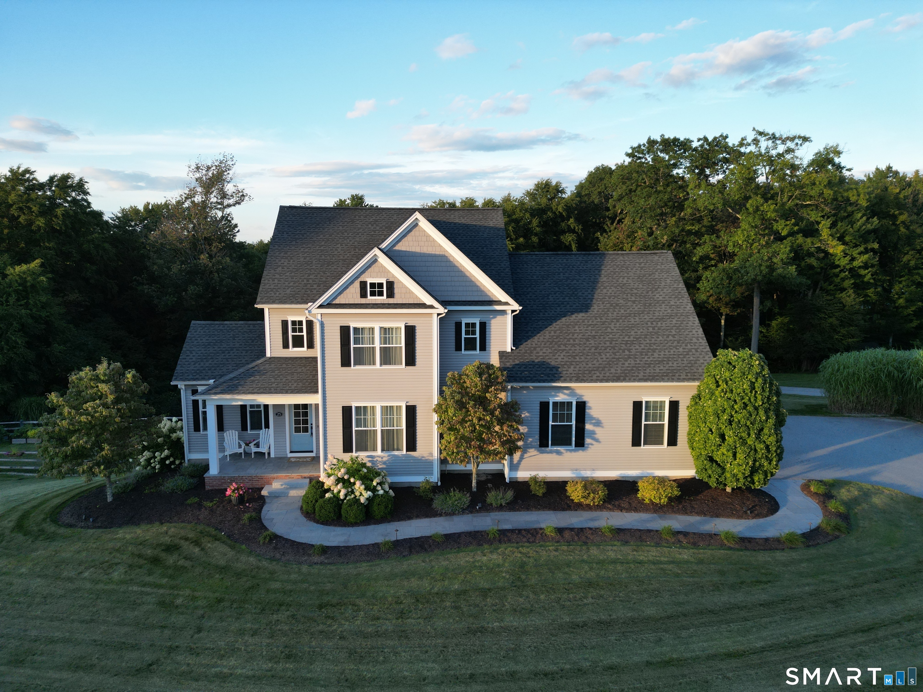 25 Mountain Top Pass Burlington CT 06013