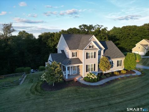 25 Mountain Top Pass Burlington CT 06013