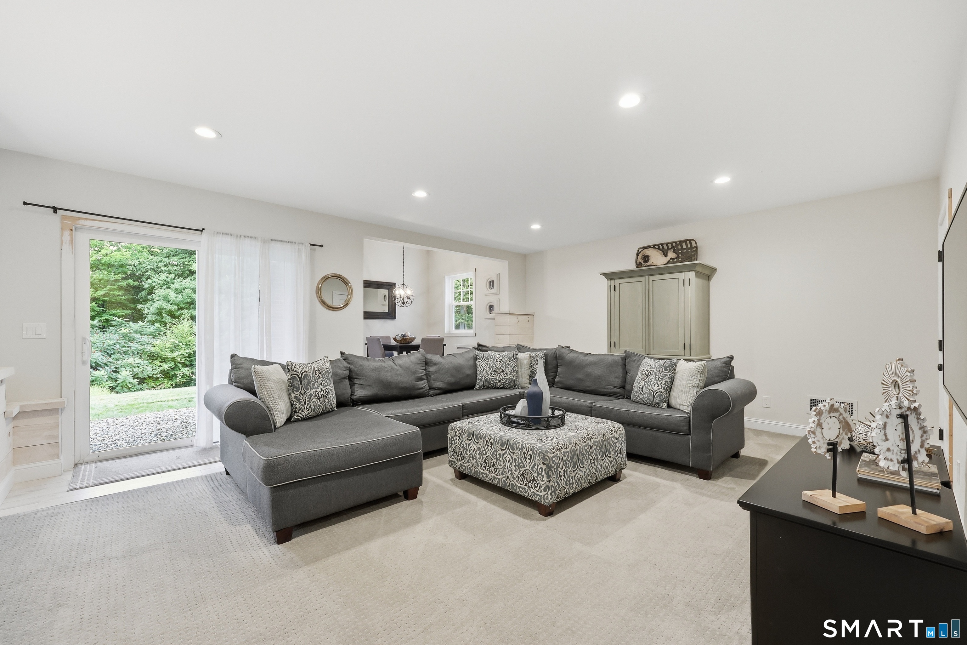 25 Mountain Top Pass Burlington CT 06013