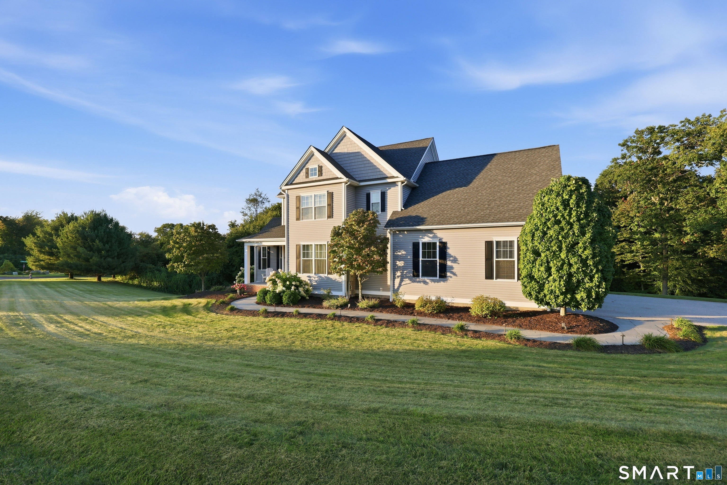 25 Mountain Top Pass Burlington CT 06013