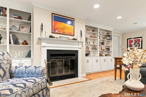 28 Springbrook Road Avon CT 06001