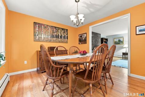 28 Springbrook Road Avon CT 06001