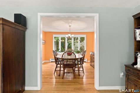 28 Springbrook Road Avon CT 06001