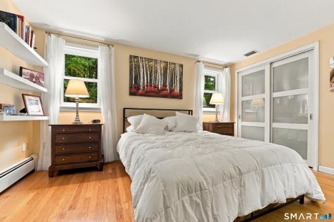 28 Springbrook Road Avon CT 06001