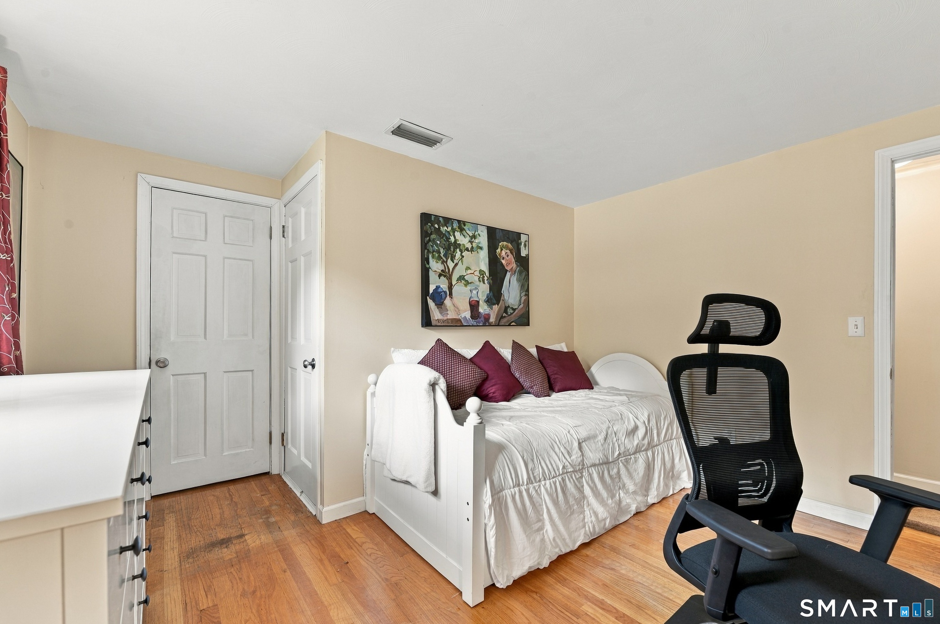 28 Springbrook Road Avon CT 06001