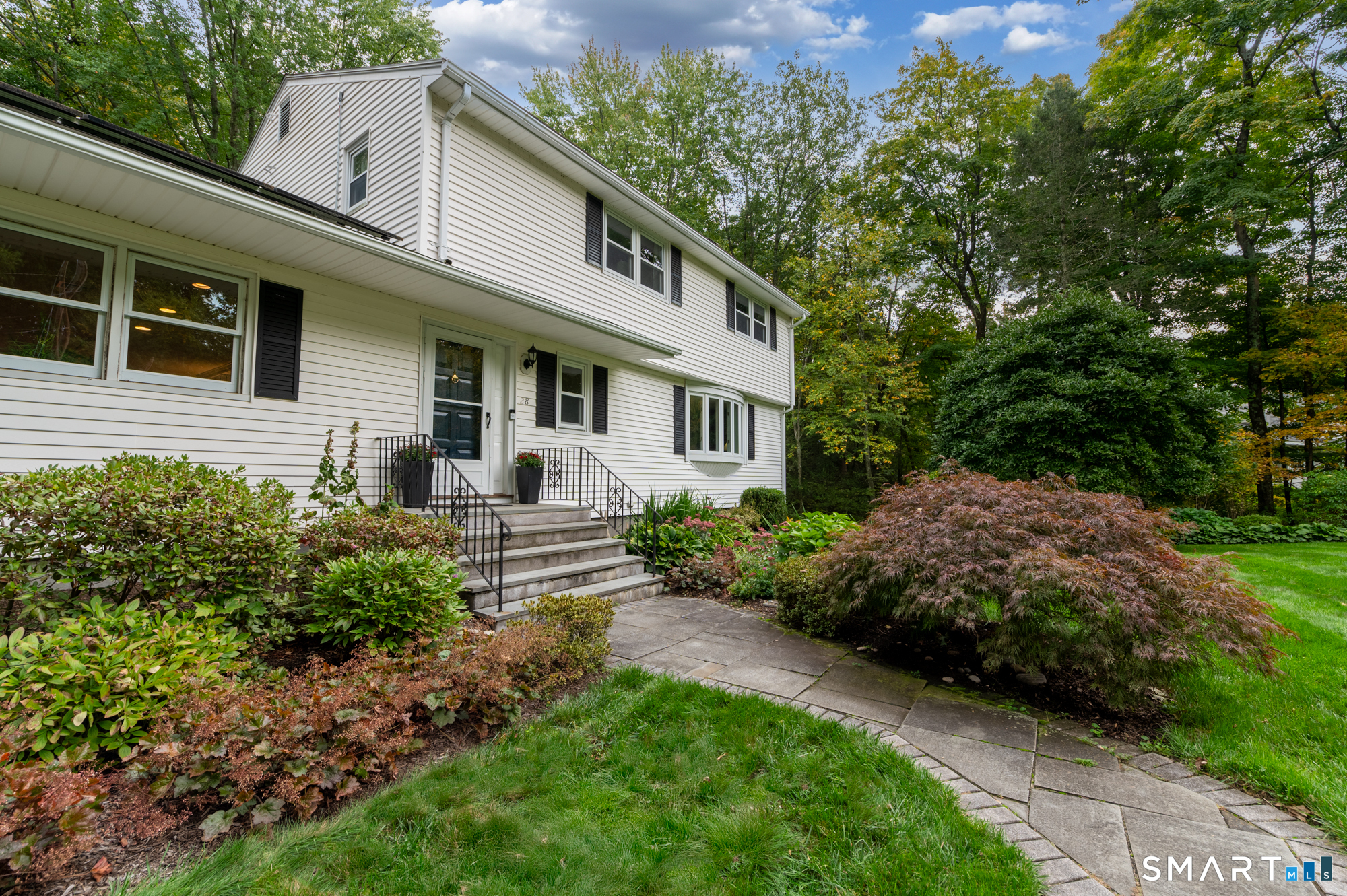 28 Springbrook Road Avon CT 06001