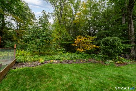 28 Springbrook Road Avon CT 06001