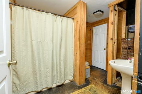 42 Church Street Thompson CT 06277