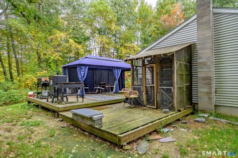 42 Church Street Thompson CT 06277