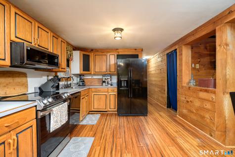 42 Church Street Thompson CT 06277
