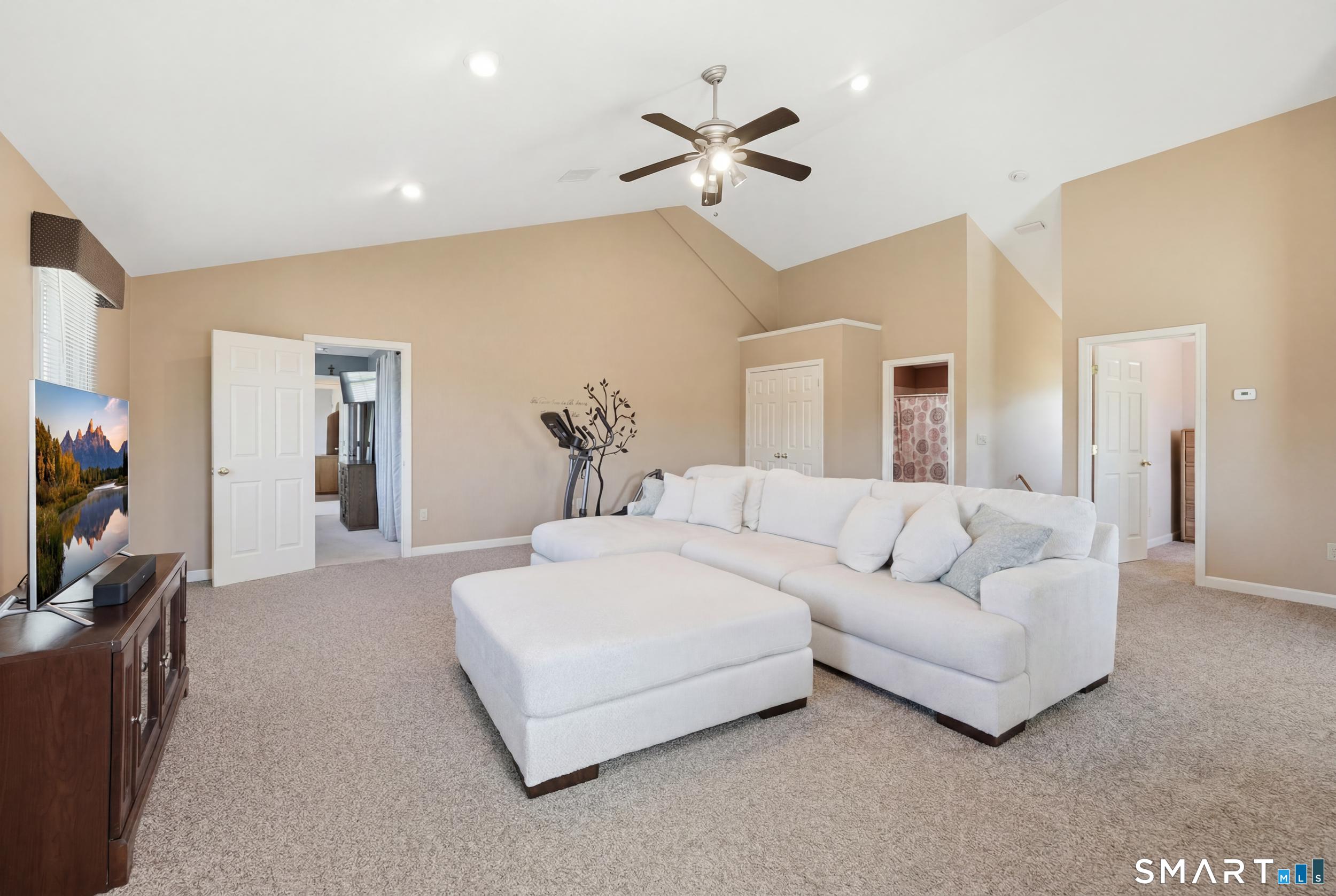 16 Sunview Drive East Windsor CT 06016