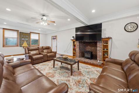1932 Hartford Turnpike North Haven CT 06473