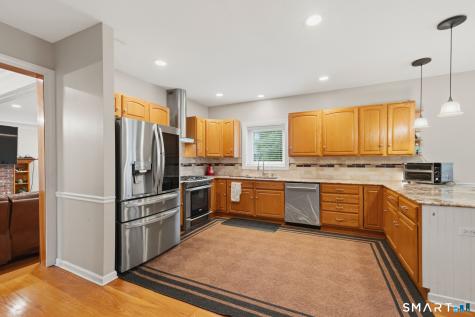 1932 Hartford Turnpike North Haven CT 06473
