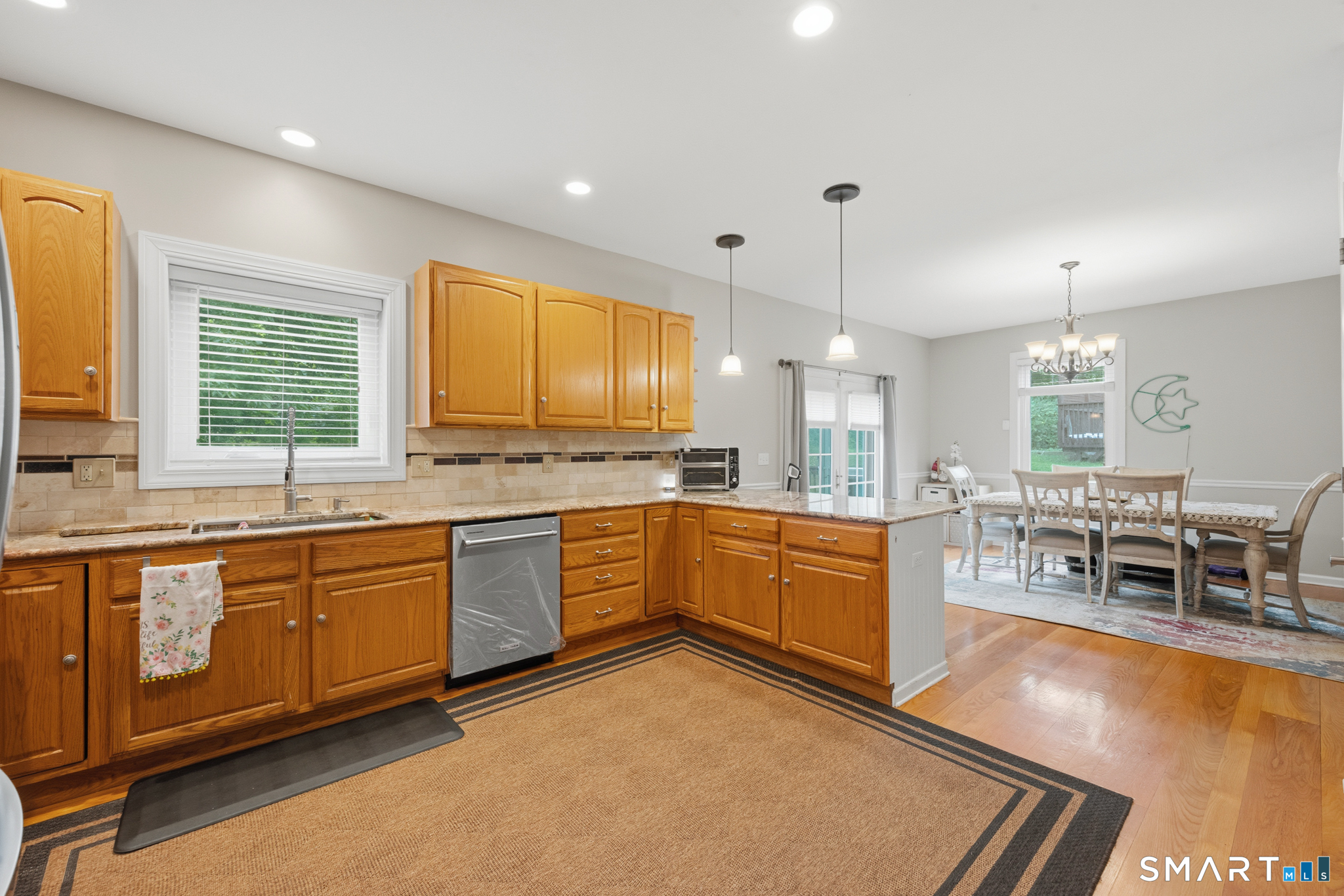 1932 Hartford Turnpike North Haven CT 06473