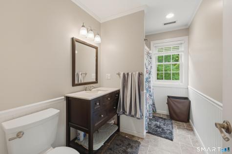 1932 Hartford Turnpike North Haven CT 06473