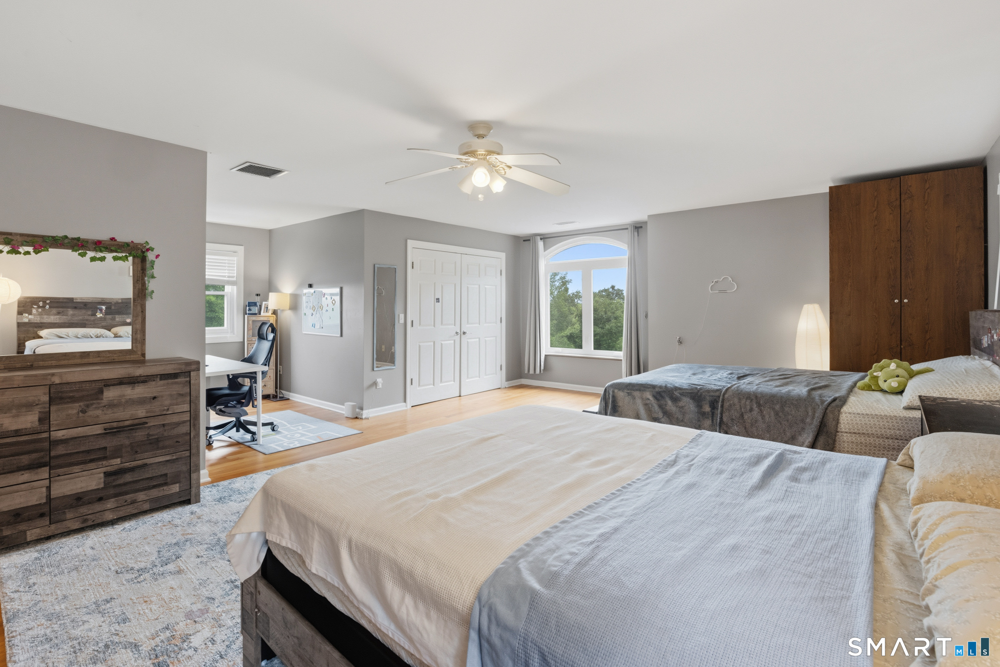 1932 Hartford Turnpike North Haven CT 06473