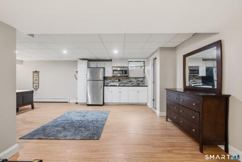 1932 Hartford Turnpike North Haven CT 06473