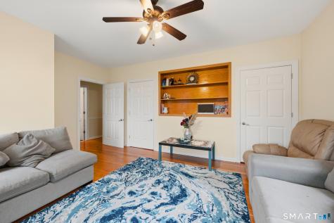 1932 Hartford Turnpike North Haven CT 06473
