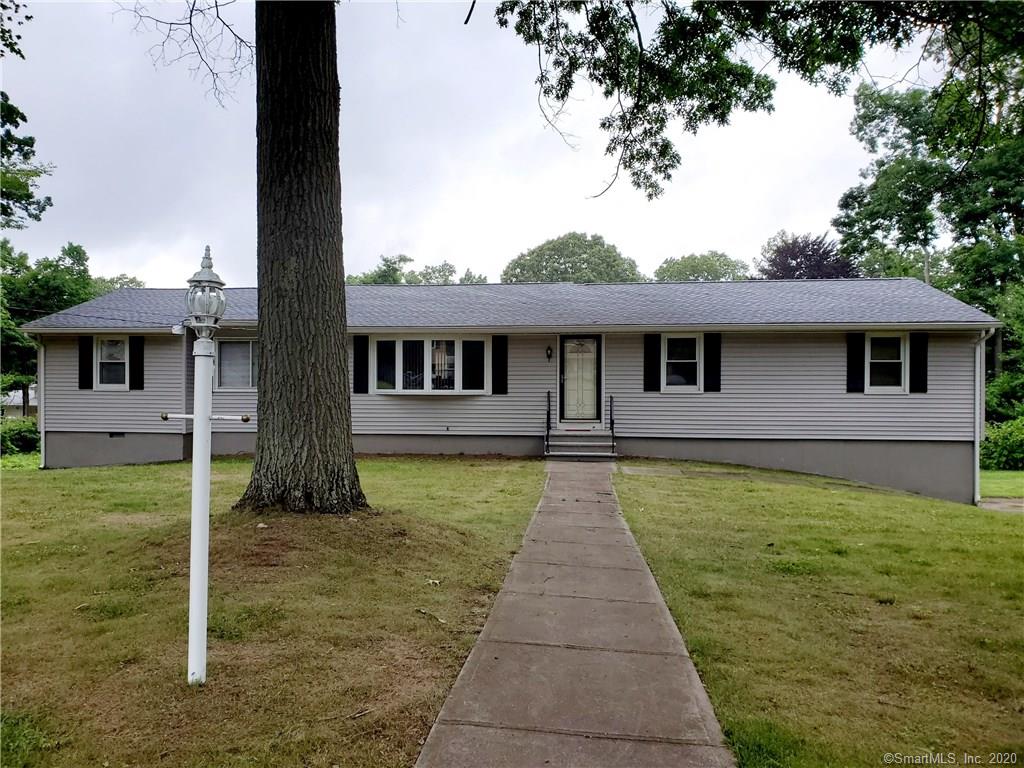 6 Bowling Green Drive North Haven CT 06473