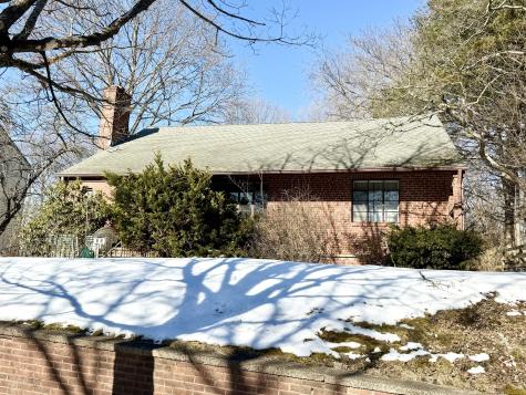 125 Hemlock Road New Haven CT 06515