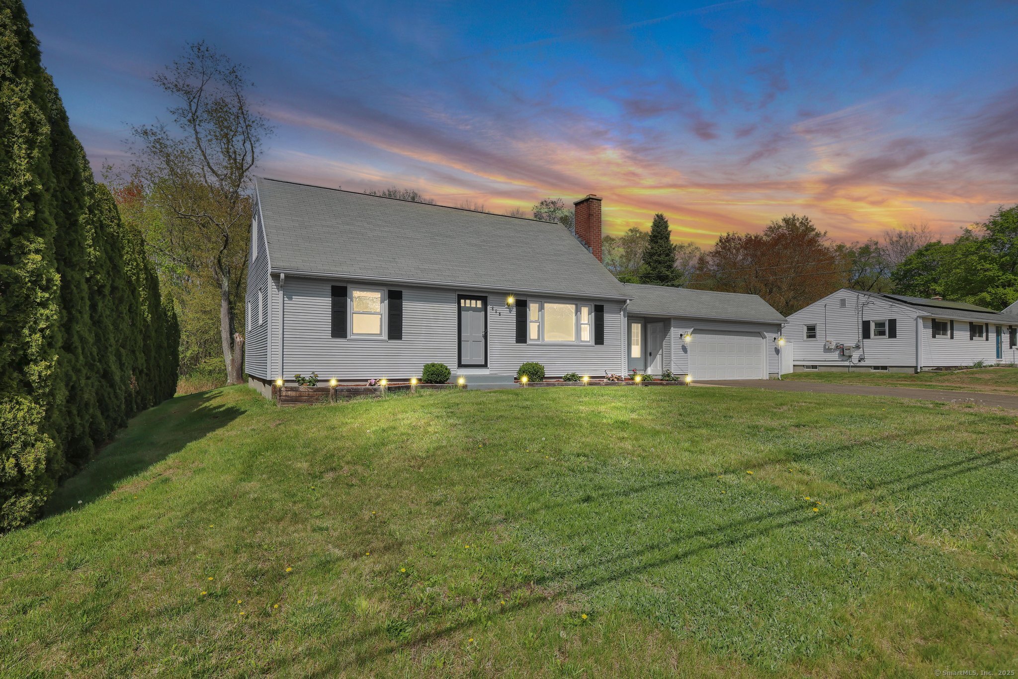 327 Abbe Road Enfield CT 06082