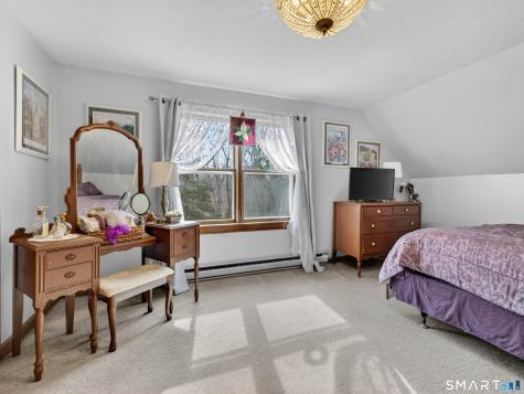 25 Lake Of Isles Road Preston CT 06365