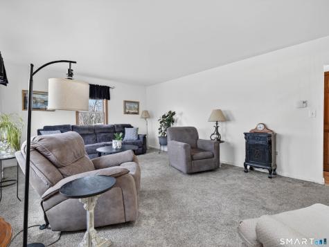 25 Lake Of Isles Road Preston CT 06365