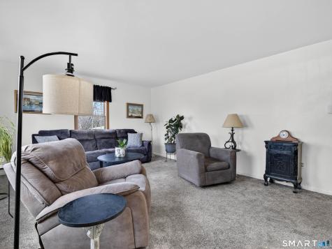 25 Lake Of Isles Road Preston CT 06365