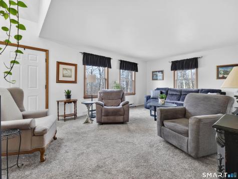 25 Lake Of Isles Road Preston CT 06365