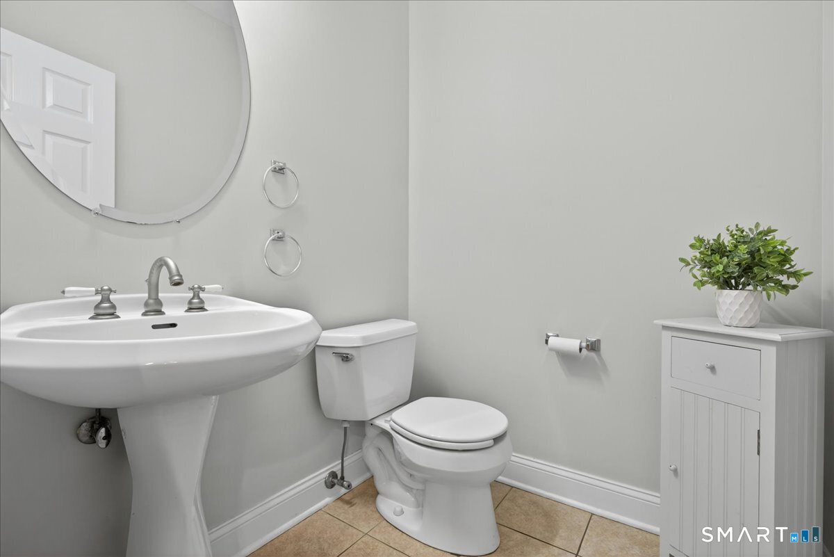 86 Nursery Lane Madison CT 06443
